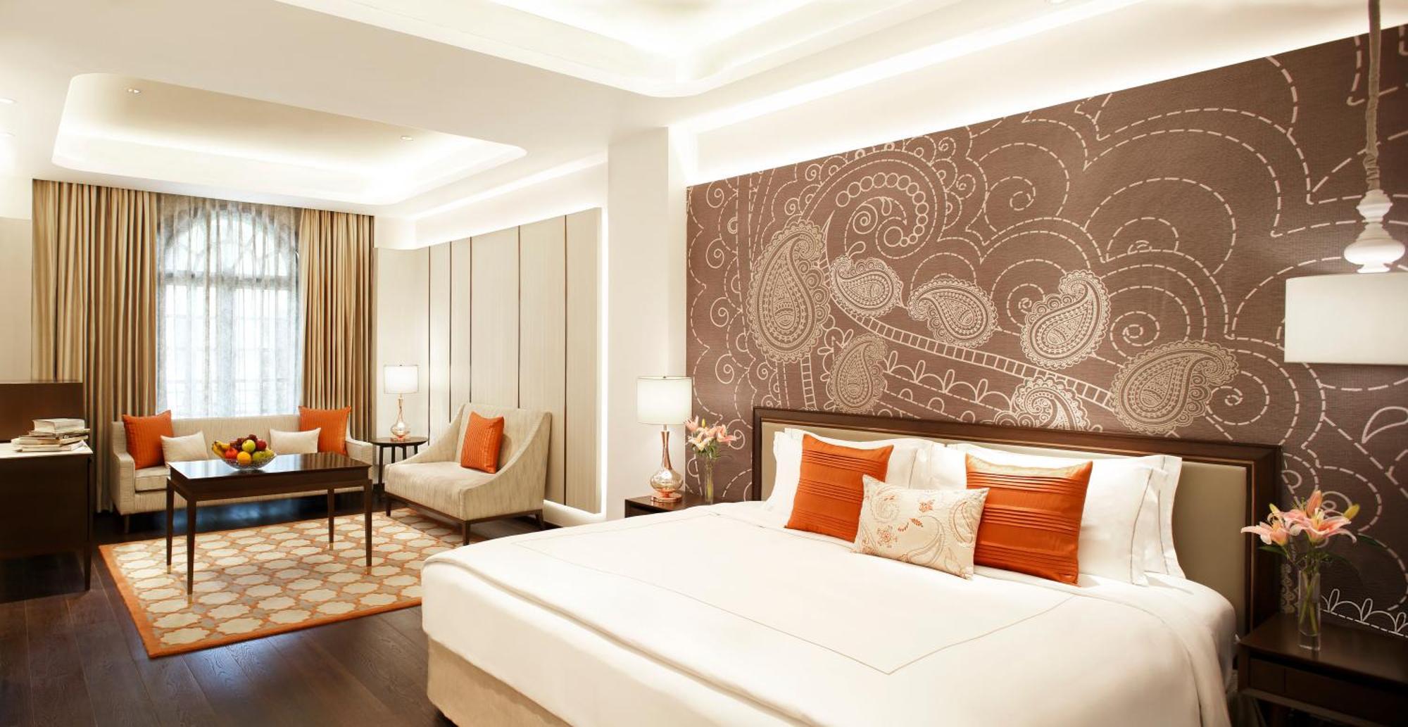 Taj Mahal Lucknow Hotel ภายนอก รูปภาพ